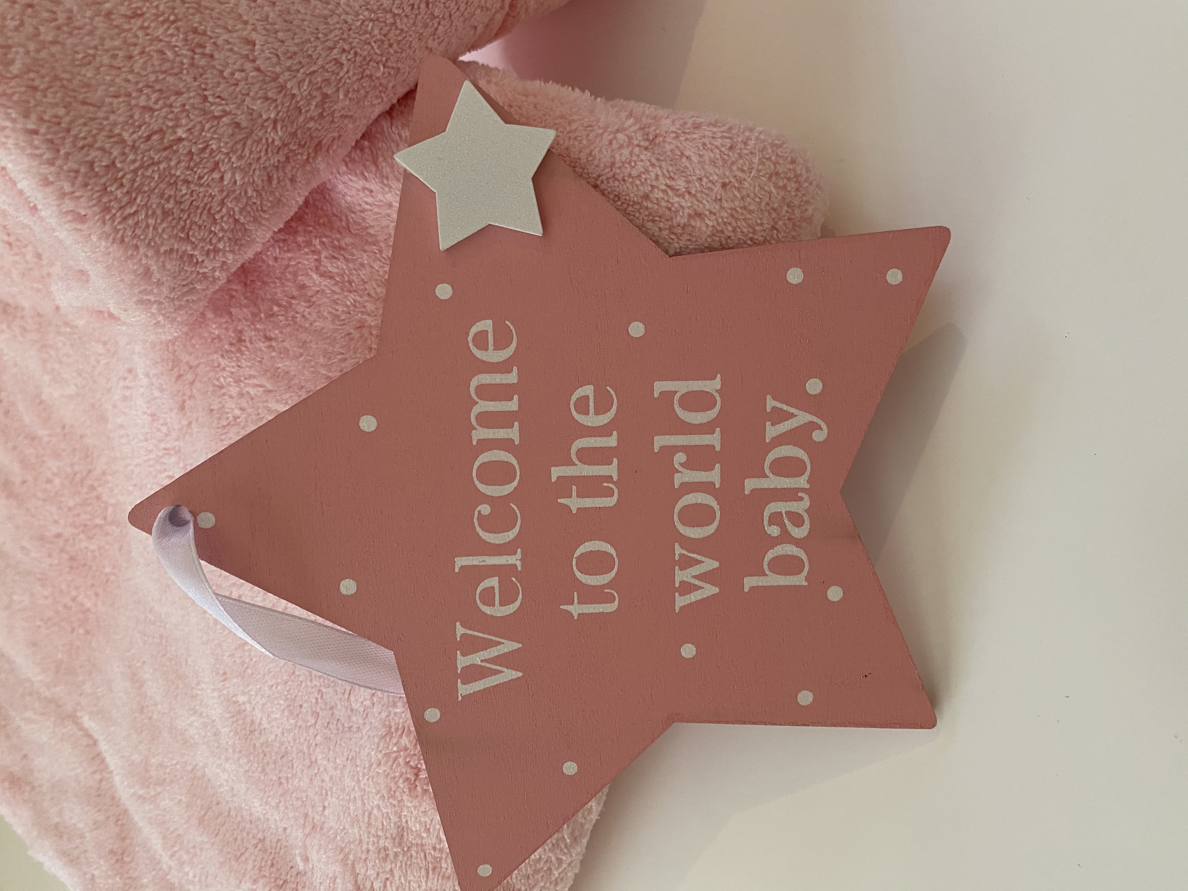 welcome-star-sign-pink